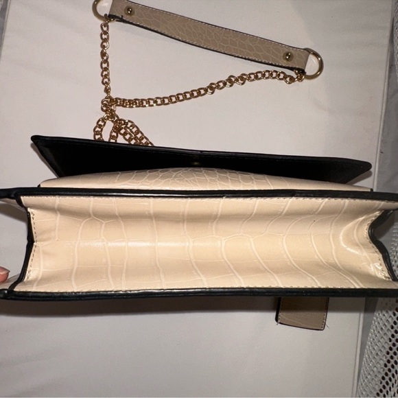 Shoulder bag - Picture 6 of 8